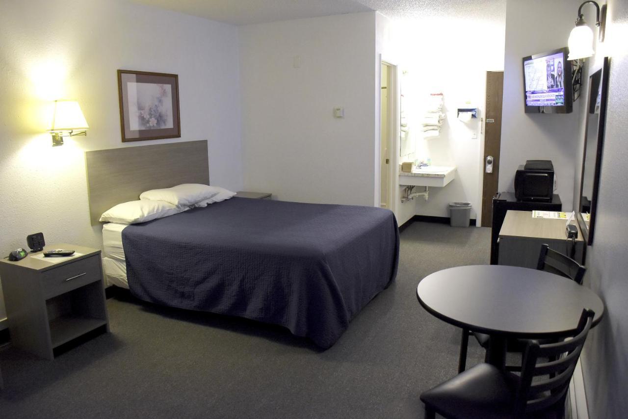 Yellowstone River Inn เกลนไดฟ์ ภายนอก รูปภาพ