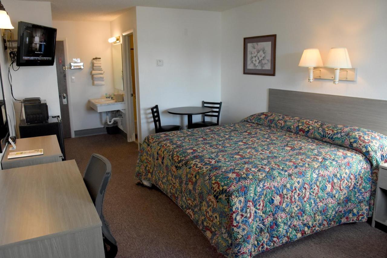 Yellowstone River Inn เกลนไดฟ์ ภายนอก รูปภาพ