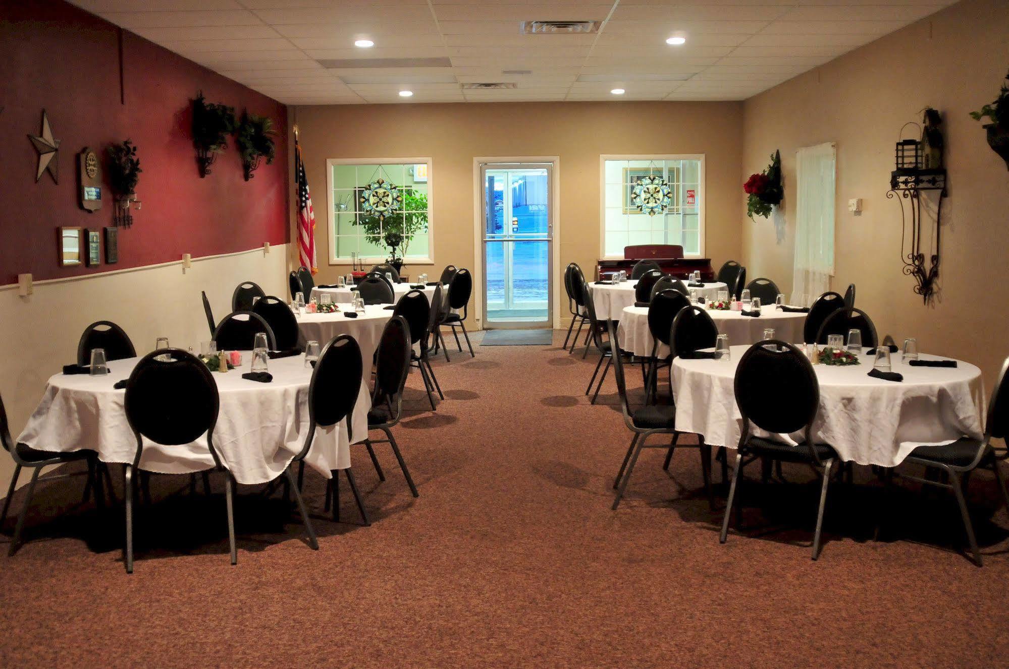 Yellowstone River Inn เกลนไดฟ์ ภายนอก รูปภาพ